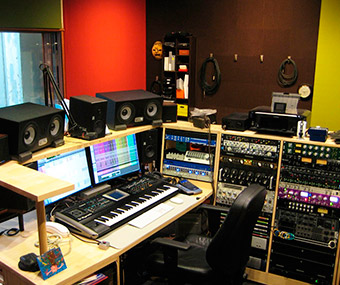 Pughouse Studios, SC307